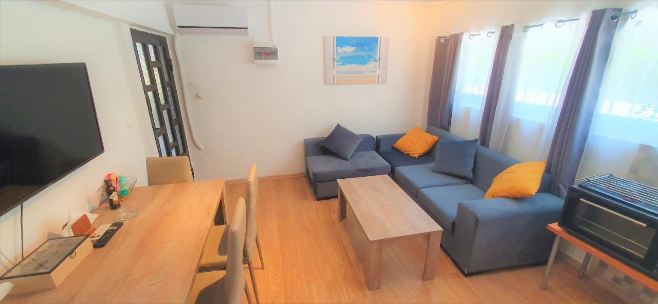 Vacation Studio Oropos Nea Palatia Екстер'єр фото