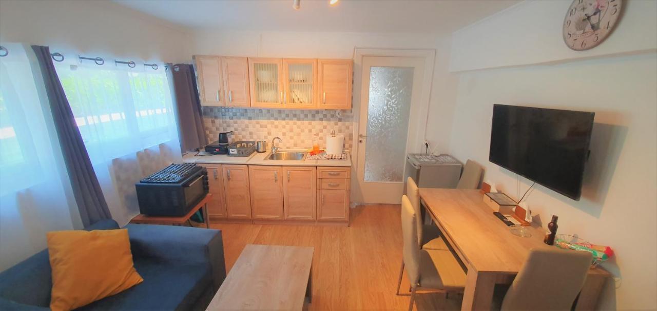 Vacation Studio Oropos Nea Palatia Екстер'єр фото